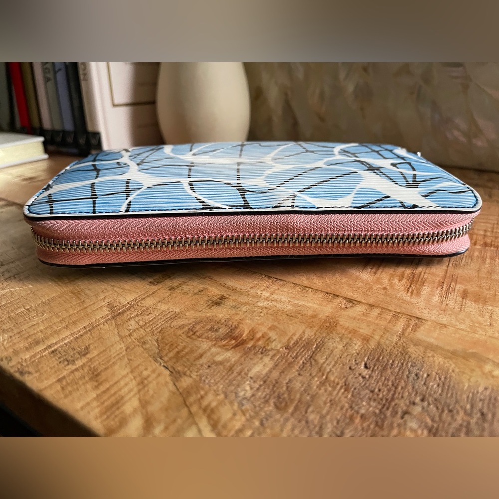 LV Louis Vuitton Aqua Epi Leather Zippy Long Wallet - Picture 4 of 11